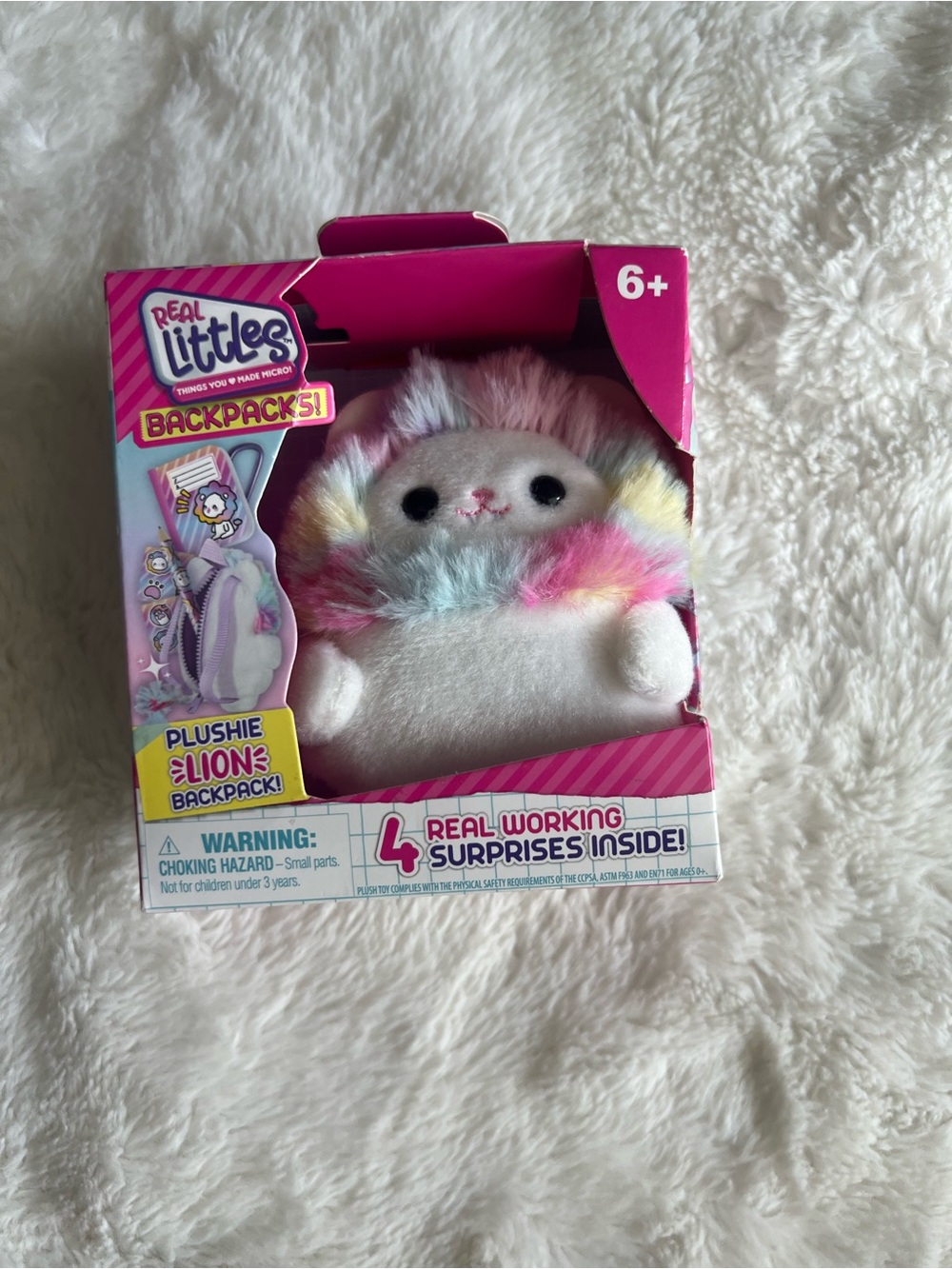 Real Littles Plushie Lion Mini Backpack with 4 Surprises Ages 6+